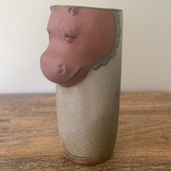 🤎VTG hippopotamus Pottery Tumbler - Picture 2 of 8